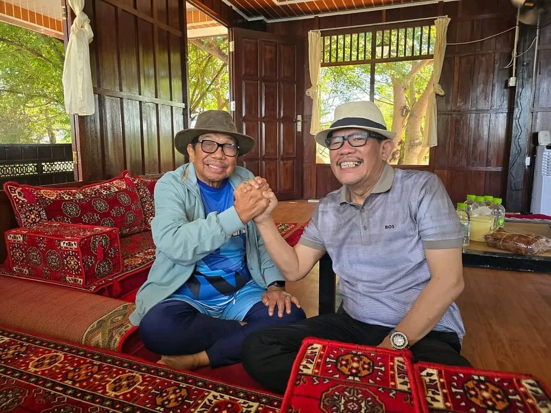 Azhar Dekati  Tokoh Sulsel