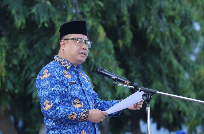 Sekda Selayar Mesdiyono Inspektur Upacara di Peringatan HUT RI ke 79