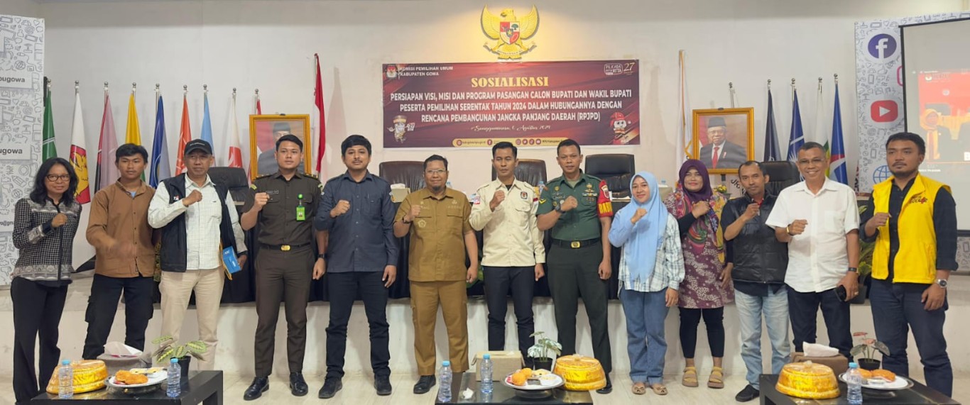 KM/IST SOSIALISASIKAN VISI MISI--KPU Gowa mensosialisasikan penyusunan visi misi dan program paslon cabup harus sesuai Rencana Pembangunan Jangka Panjang Daerah (RPJPD). 