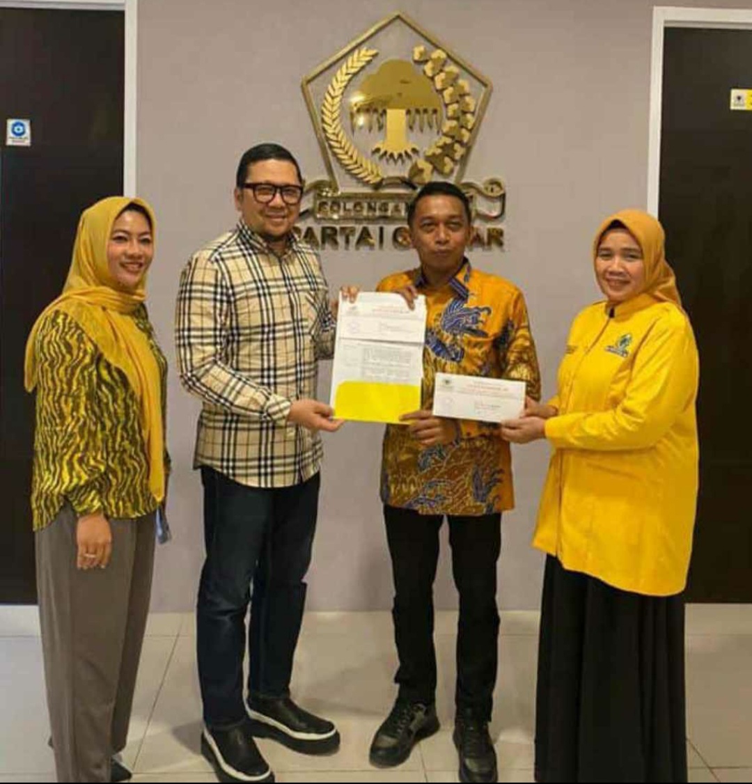 Airlangga Abaikan Surat  Tugas Empat Kader
