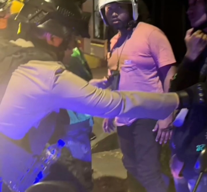 IST OPERASI -- Personel Polrestabes Makassar melaksanakan patroli gangguan Kamtibmas di wilayah hukum Polrestabes Makassar.
