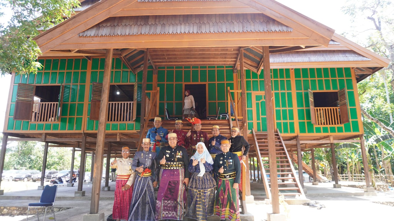 Pemkab Maros Resmikan Rumah Adat Saoraja Karaeng Loe