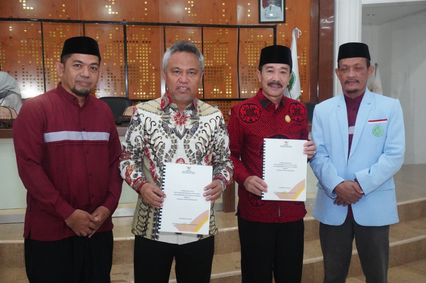 APRESIASI -- Bupati Luwu Timur, H Budiman menerima kepulangan kafilah FASI yang telah mengikuti FASI XII tingkat Provinsi Sulsel Tahun 2024 di Kabupaten Bantaeng di Aula Rujab Bupati, Minggu (11/8).