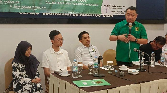 IST
MEMIMPIN RAPAT--Ketua DPC PPP Makassar Muh Akbar Yusuf memimpin rapat guna memastikan kesiapan mesin partainya untuk bertempur di Pilwali 27 November mendatang
