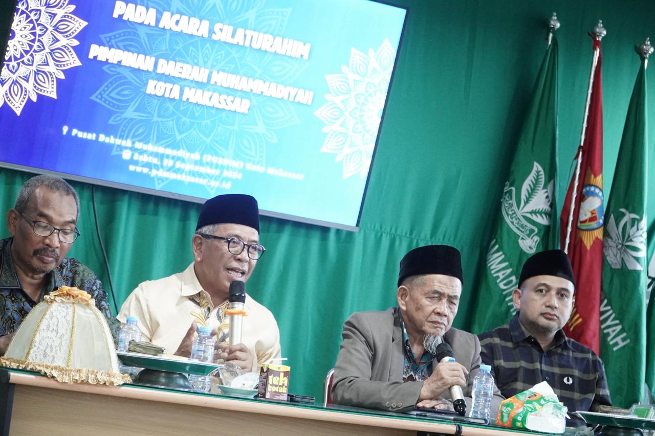 IST
MENGUNJUNGI KANTOR--Ketua tim MULIA Ilham Arief Sirajuddin bersama calon wali kota Makassar Munafri Arifuddin mengunjungi Kantor Pusat Dakwah Islamiyah Muhamadiyah di Jalan Gunung Lompobattang, Makassar, Sabtu (28/9).