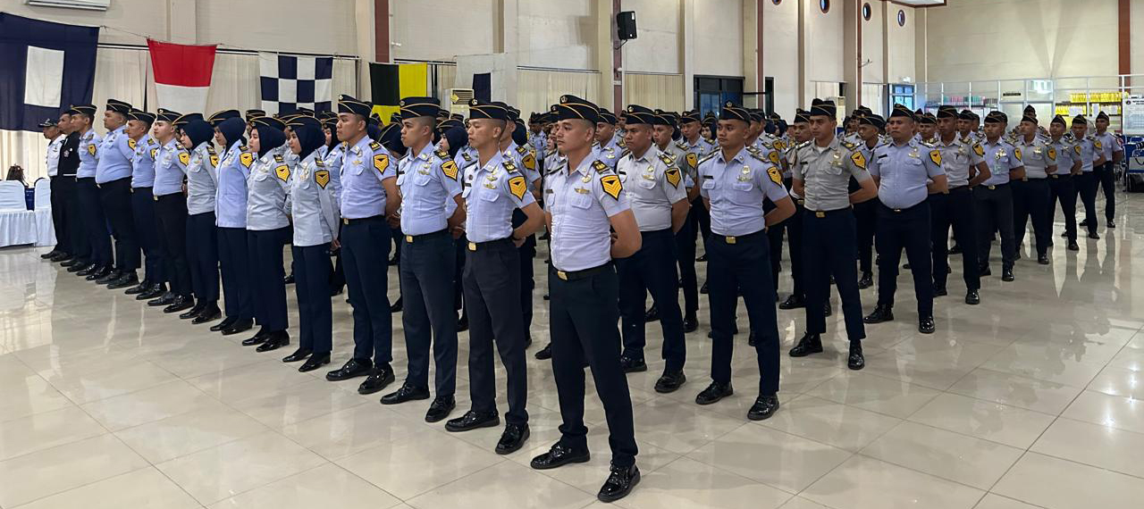 140 Taruna Polimarim AMI  Lulus Ujian Skripsi dan KIT
