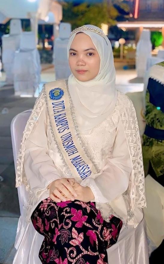 A Ummul Resky Lutfiah
Prodi Ilmu Komunikasi 
Unismuh Makassar