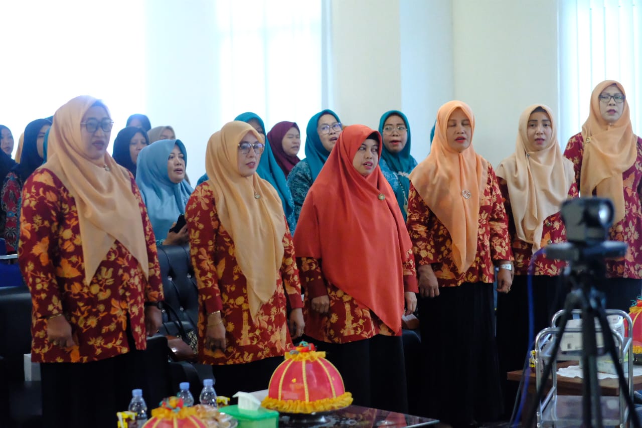 IST
PEMERIKSAAN -- Suasana edukasi pemeriksaan IVA dan pap smear yang digelar TP PKK Gowa, IBI  Dinkes, dan RSUD Syekh Yusuf
