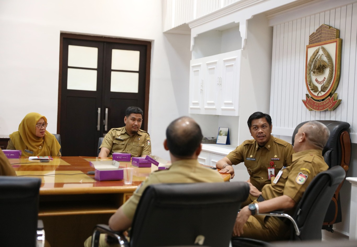 ist
RAPAT--Pj Sekkot Makassar, Firman Hamid Pagarra melakukan rapat bersama kepala OPD terkait instruksi Pjs Wali Kota Makassar Andi Arwin Azis agar tunjangan TPP bisa dibayarkan lebih awal setiap bulannya.