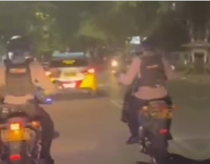 OPERASI -- Tim gabungan Polrestabes Makassar ketika melaksanakan patroli gabungan menyisir area rawan edar naekoba di wilayah hukum Polrestabes Makassar.
