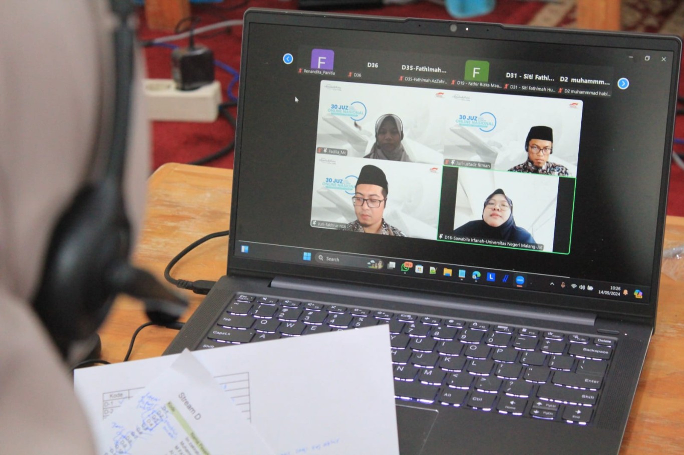 PENJURIAN -- Suasana penjurian Lomba Tahfidz Nasional yang digelar Yayasan Amaliah Astra secara online atau daring.
