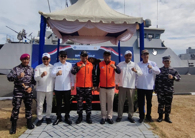 Kapal Perang Angkut  Rp12,38 Miliar ke Wilayah 3T