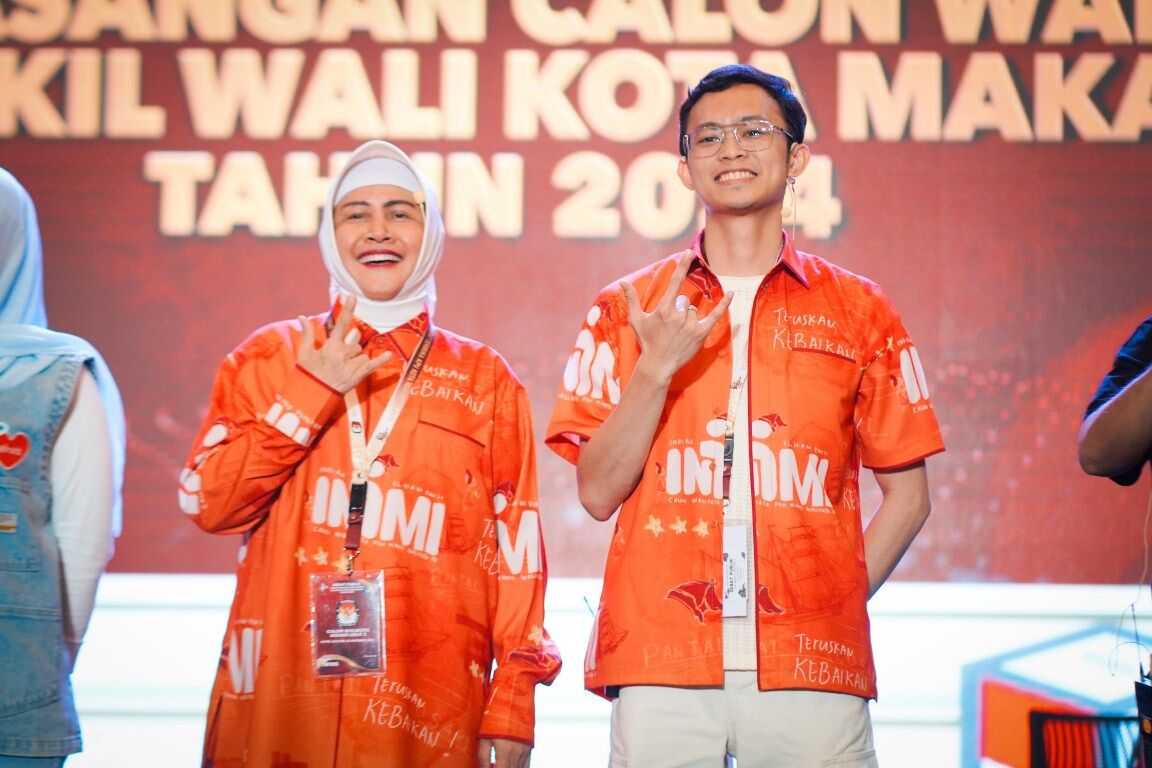 PAPARKAN--Pasangan calon wali kota dan wakil wali kota Makassar nomor urut tiga, Indira Yusuf Ismail-Ilham Ari Fauzi memaparkan rencana mereka untuk memperbaiki infrastruktur pedestrian kota