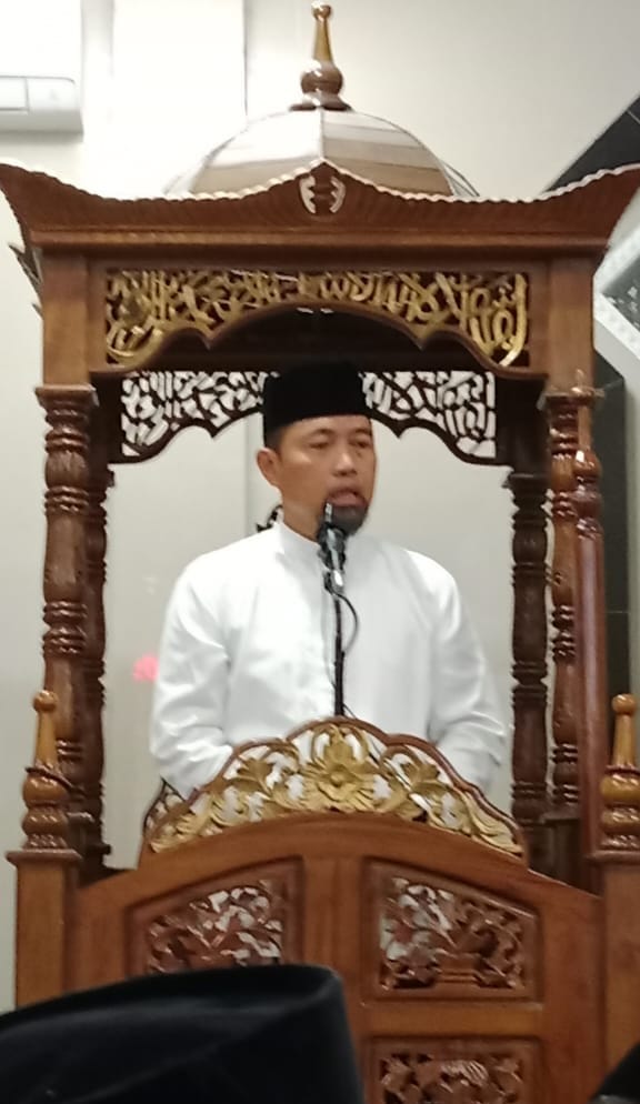 Pjs Wali Kota Salat Subuh Berjemaah di Masjid Darussalam Minasa Upa, Ini Pesannya!