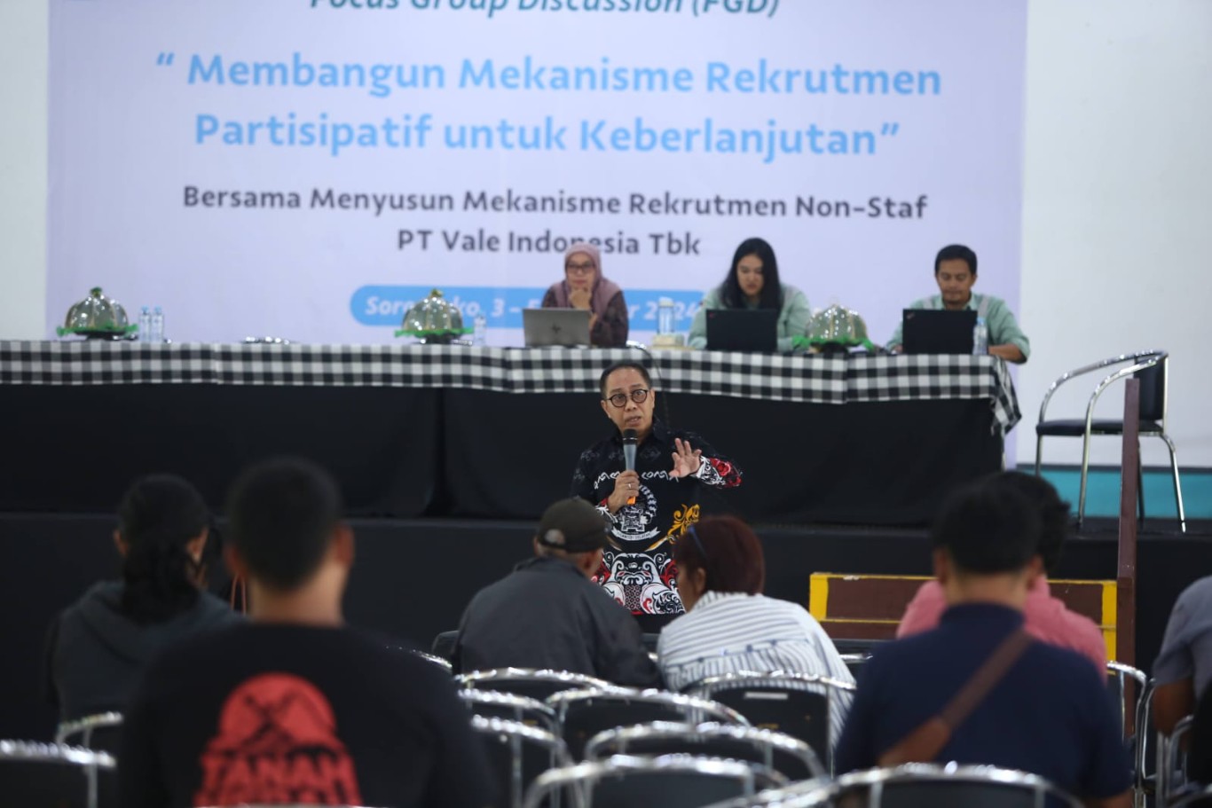 ANTUSIAS -- Para peserta FGD bertema  'Membangun Mekanisme Rekrutmen Partisipatif untuk Keberlanjutan' begitu antusias mendengarkan pemaparan dari narasumber.