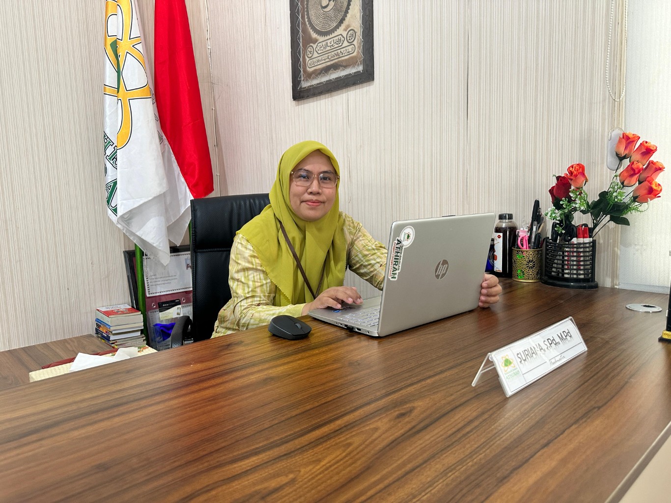 Kepala SMP Islam Athirah Bukit Baruga, Suriana