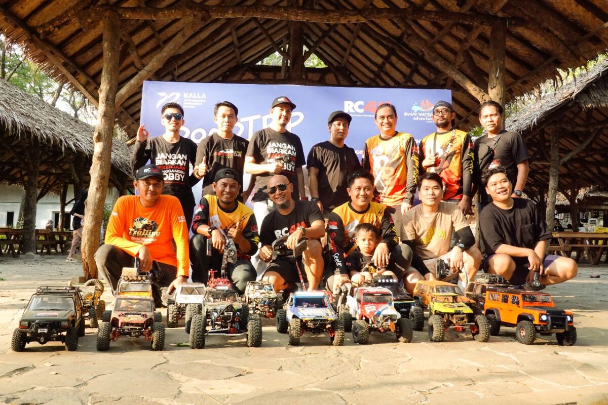 ROADTRIP -- Event Roadtrip Adventure sukses digelar pada Sabtu, 27 Oktober 2024 di Kawasan Bugis Waterpark Adventure, Bukit Baruga, Makassar. Berkolaborasi komunitas RC4M, Roadtrip Adventure ini diikuti 17 peserta dari berbagai daerah di Sulawesi Selatan.