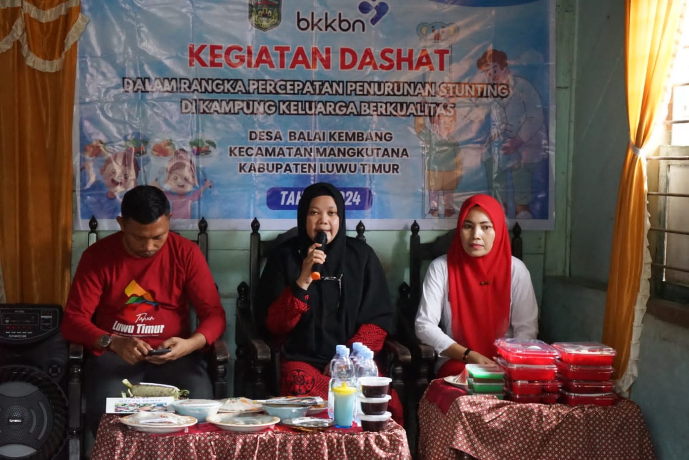 DASHAT -- Dinas Pengendalian Penduduk dan Keluarga Berencana (DPPKB) Pemkab Luwu Timur menggelar kegiatan Dashat di Desa Balai Kembang, Kecamatan Mangkutana, Rabu (2/10).
