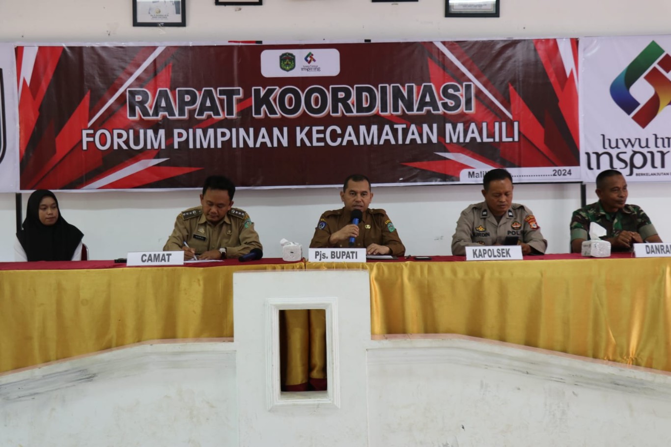 SAFARI -- Pjs Bupati Luwu Timur, Jayadi Nas, memulai safari kunjungan ke kecamatan-kecamatan di Kabupaten Luwu Timur. Kecamatan Malili menjadi lokasi pertama yang dikunjungi, Senin (7/10).
