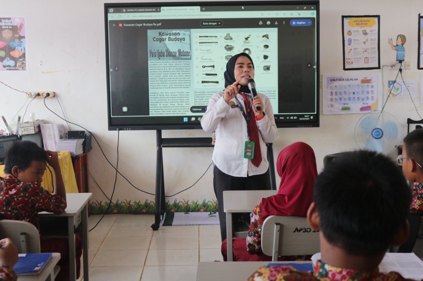 IMPLEMENTASI -- Reformer PKA Kabupaten Luwu Timur Angkatan V Tahun 2024 melaksanakan implementasi Proyek Aksi Perubahan bertajuk Langkah Sekolah Untuk Pelestarian Kebudayaan (Laskar Budaya) di empat SD selama tiga hari (9-11/10).