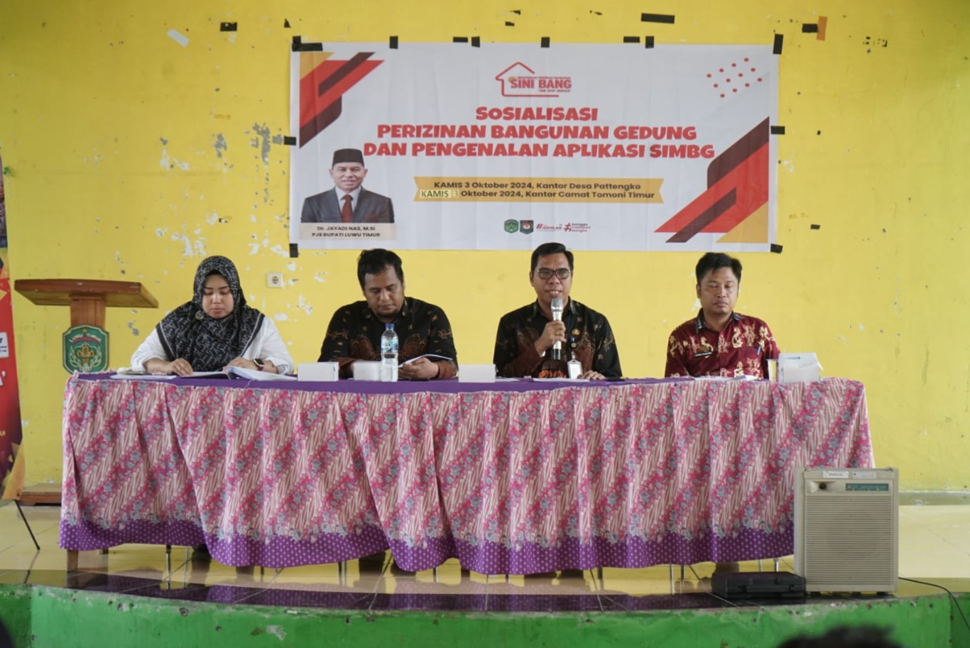 KUNJUNGI -- Pjs Bupati Luwu Timur, Jayadi Nas berkunjung ke Kantor Bawaslu Lutim dalam rangka membahas persiapan Pemilihan Kepala Daerah (Pilkada) dan peringatan HUT Sulsel ke 355, Sabtu (5/10).
