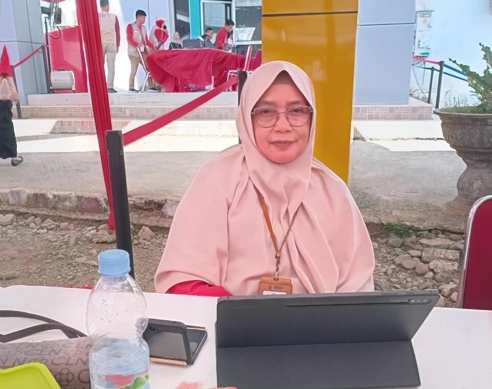 Rosmiyati Alwi 

