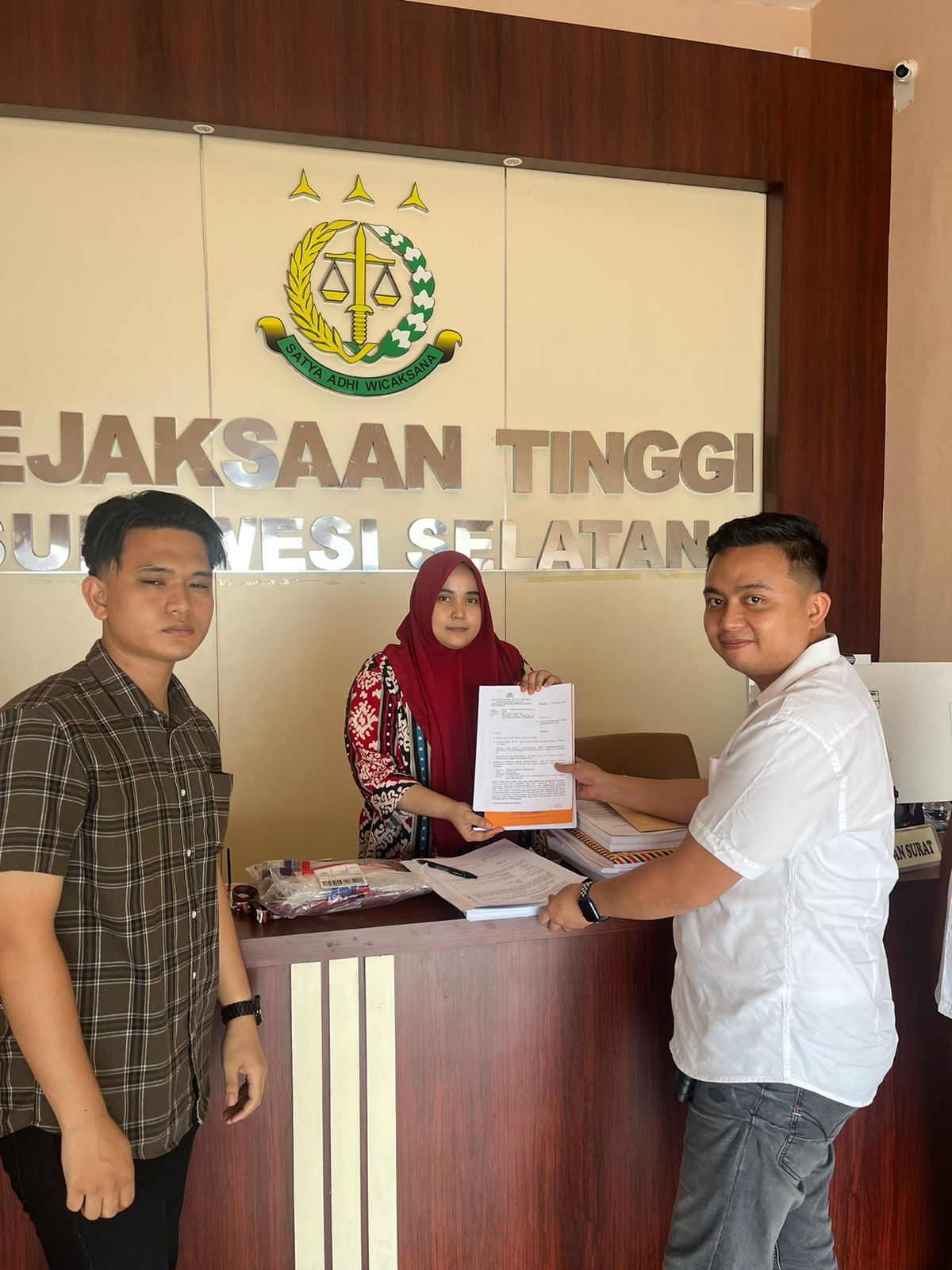 Mira Hayati, Dg Sila, Agus Salim Tersangka