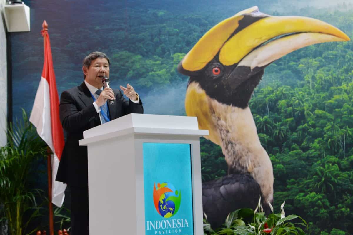 COP29 -- Utusan Khusus Presiden Republik Indonesia untuk kegiatan Konferensi Perubahan Iklim PBB ke-29 (COP29 UNFCCC), Hashim Djojohadikusumo saat menyampaikan sambutan dalam pertemuan tersebut yang berlangsung di Azerbaijan pada 11 hingga 24 November 2024.
