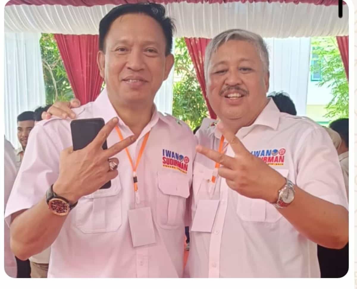IST
BERSAMA--Ketua DPD PKS Irwan Hasyim bersama bupati Pinrang petahana Andi Irwan Hamid
