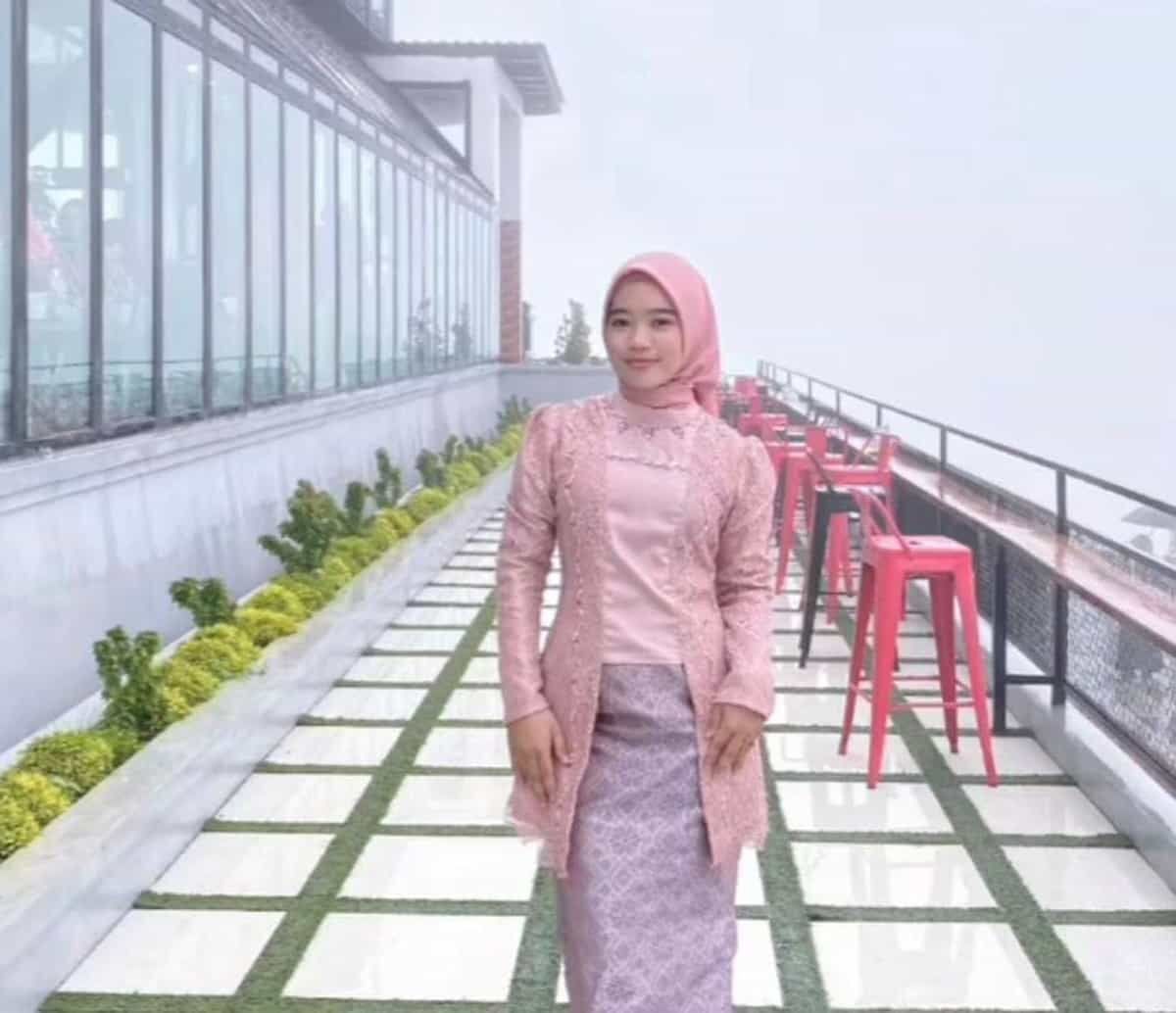 Khusnul Fachria
Prodi Tata Busana UNM 