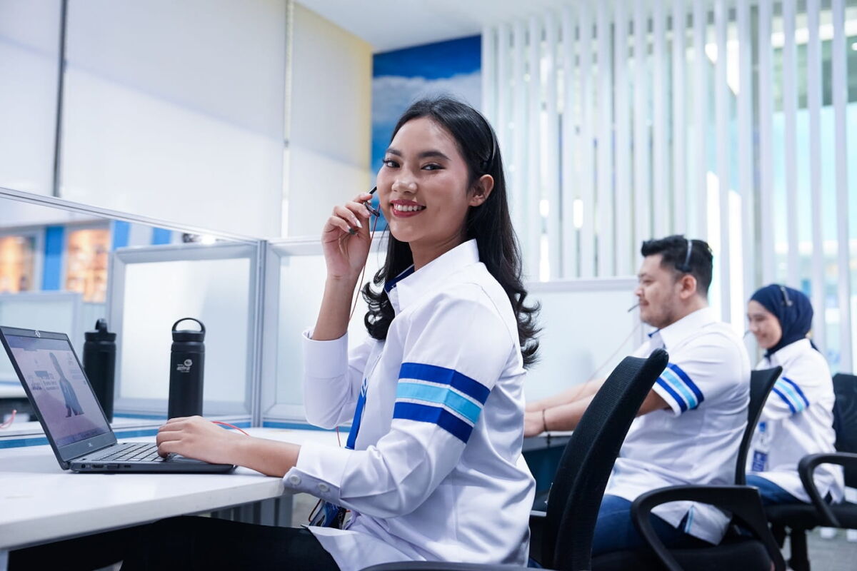 ASURANSI ASTRA -- Melalui produk Garda Oto, asuransi mobil dari Asuransi Astra, perusahaan terus mengembangkan produk dan layanannya yang didasari komitmen kuat dalam memberikan layanan terbaik guna memenuhi kebutuhan pelanggan akan keamanan dan kenyamanan saat berkendara.
