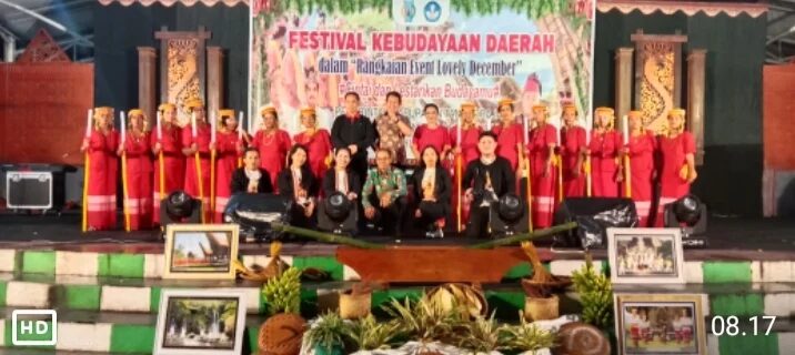 Festival Lovely December Lestarikan Seni Daerah