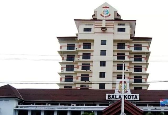 int
Tower Balai Kota Makassar