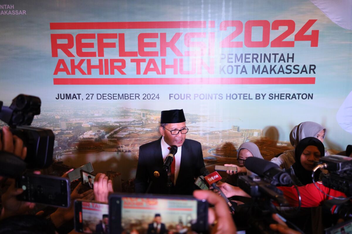 IST
REFLEKSI-Wali Kota Makassar Moh Ramdhan Pomanto memberikan penjelasan kepada wartawan usai menyampaikan Refleksi Akhir Tahun 2024 Pemkot Makassar di Hotel Four Point by Sheraton, Jumat (27/12). 
