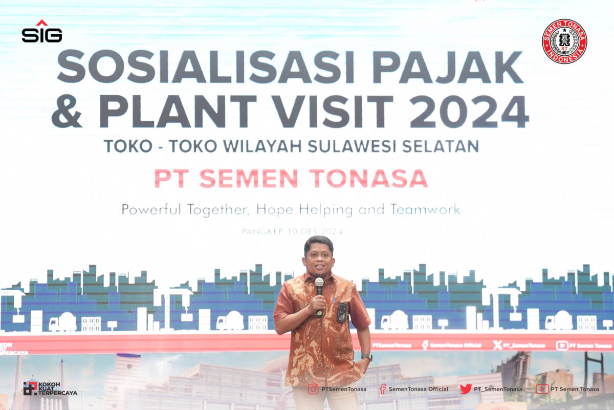 Direktur Keuangan PT Semen Tonasa, Anis
