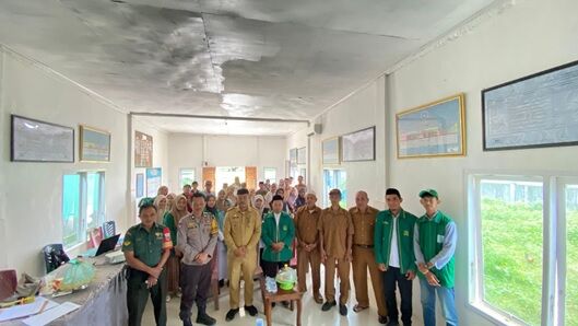 KKN 76 UINAM Seminar Proker Sosialisasi Stunting dan Pernikahan Dini di Desa Patallassang