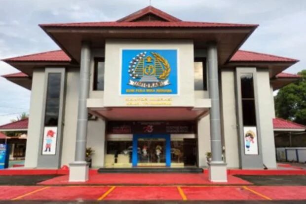 Imigrasi Makassar Lampaui Target  PNBP dan Penerbitan Paspor