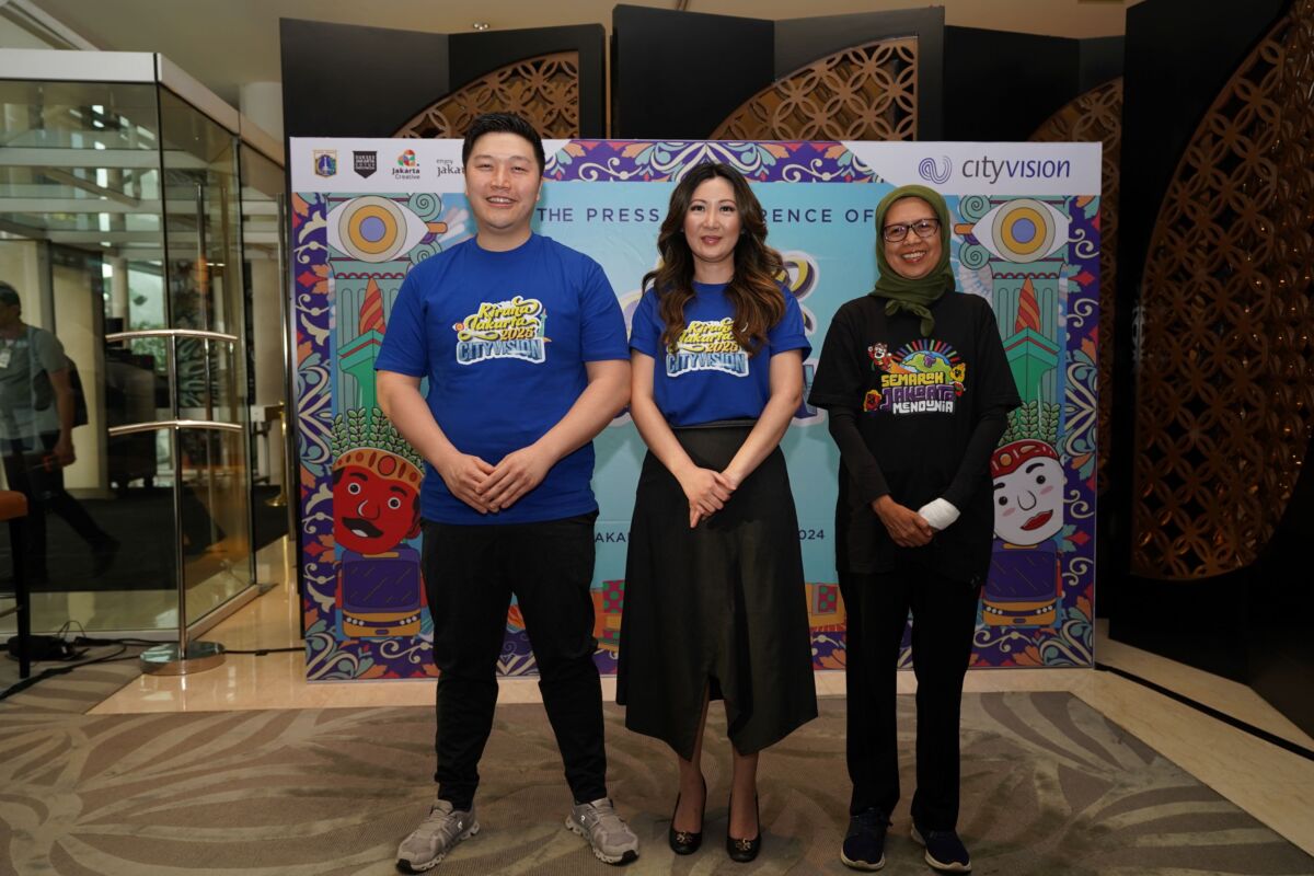 CITY VISION -- Kiri ke kanan Meyrick Sumantri, Co-Founder and Co-CEO City Vision, Juliana Kumala, Co-Founder and Co-CEO City Vision, dan Endrati Fariani, Ketua Sub Kelompok Hubungan Antar Lembaga dan Fasilitasi HKI.
