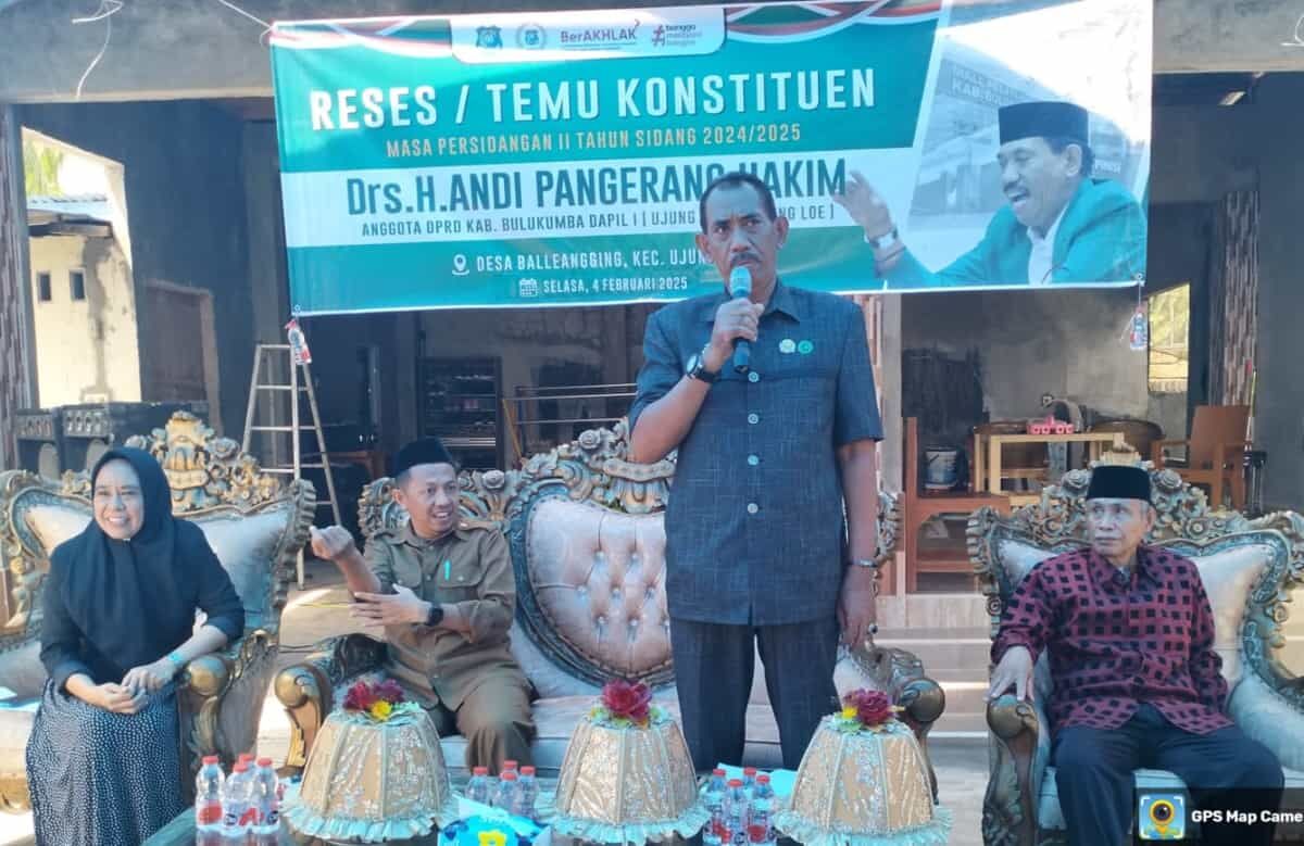 IST
SERAP ASPIRASI--Ketua Komisi III DPRD Bulukumba menyerap aspirasi di Balleanging Kecamatan Ujung Loe, Selasa (4/2)
