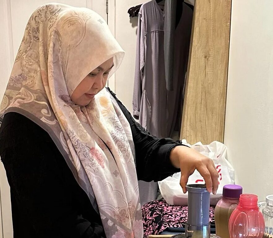Istri Dampingi Chaidir Ikuti Retreat