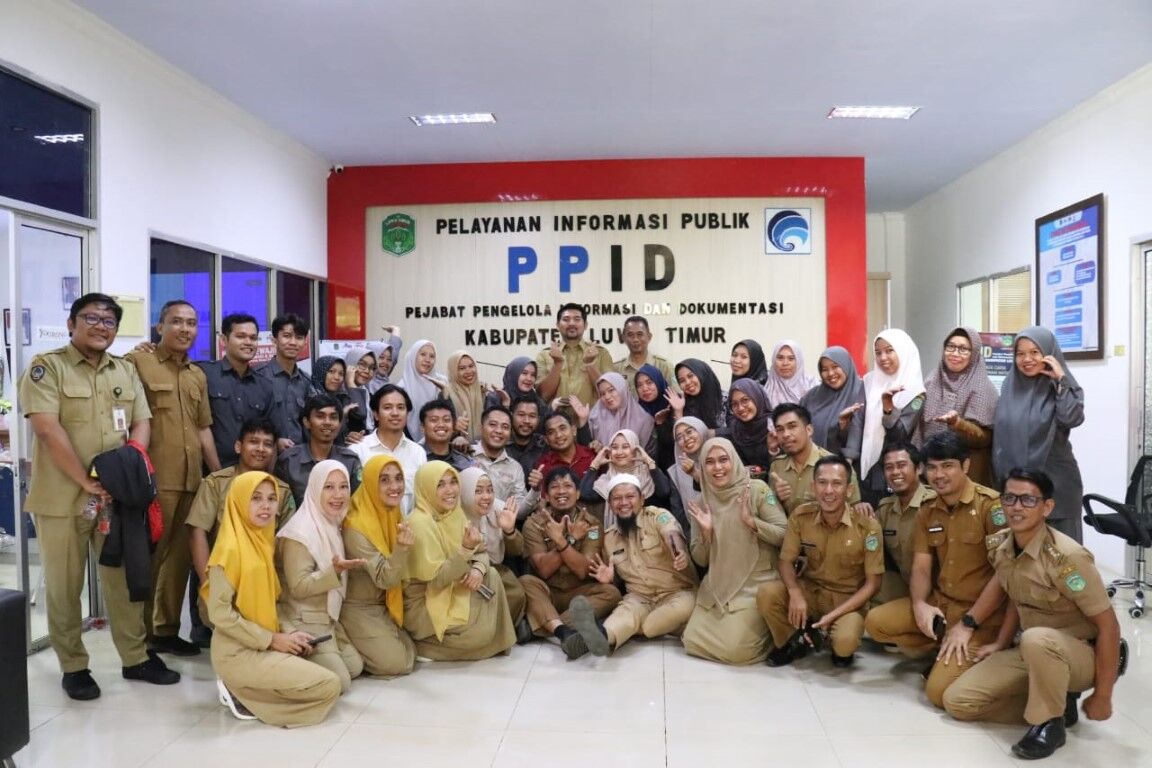 PAMIT -- Wabup Luwu Timur, Mochammad Akbar Andi Leluasa melakukan kunjungan silaturahmi kepada seluruh pegawai lingkup Pemkab Luwu Timur menjelang berakhirnya masa jabatannya sebagai Wabup sisa periode 2021-2026, Selasa (11/2).
