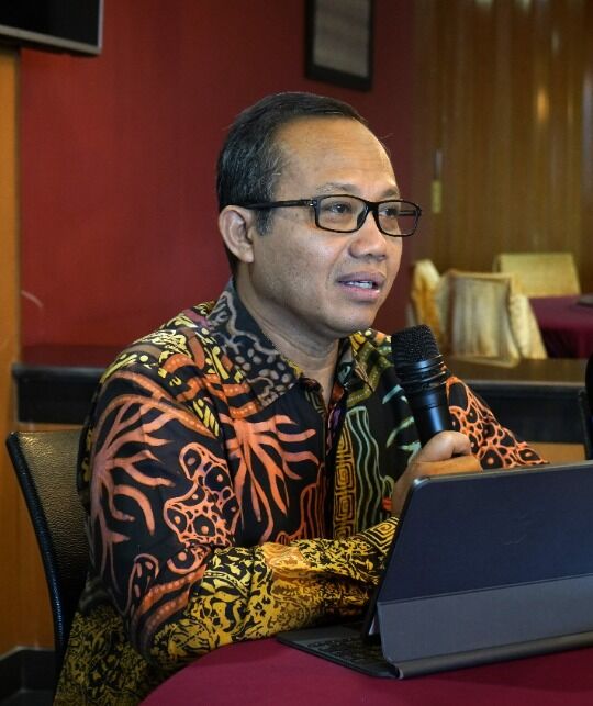 ist
Prof Muhammad Ruslin