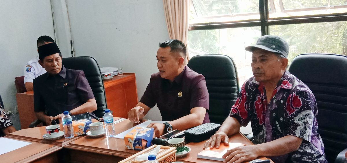 IST
GELAR RDP--Komisi satu DPRD Tana Toraja menggelar RDP bersama Dispar dan masyarakat adat Bau
