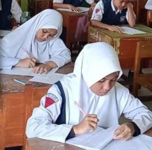 SMPN 1 Parepare Gelar Ujian Sumatif