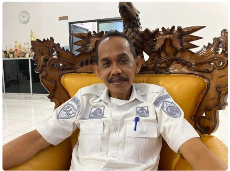 IST
Arifuddin Idris 
