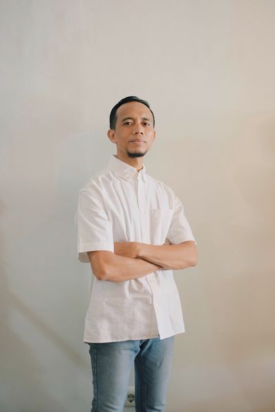 Eriansyah, Pemilik Kafe Kafein