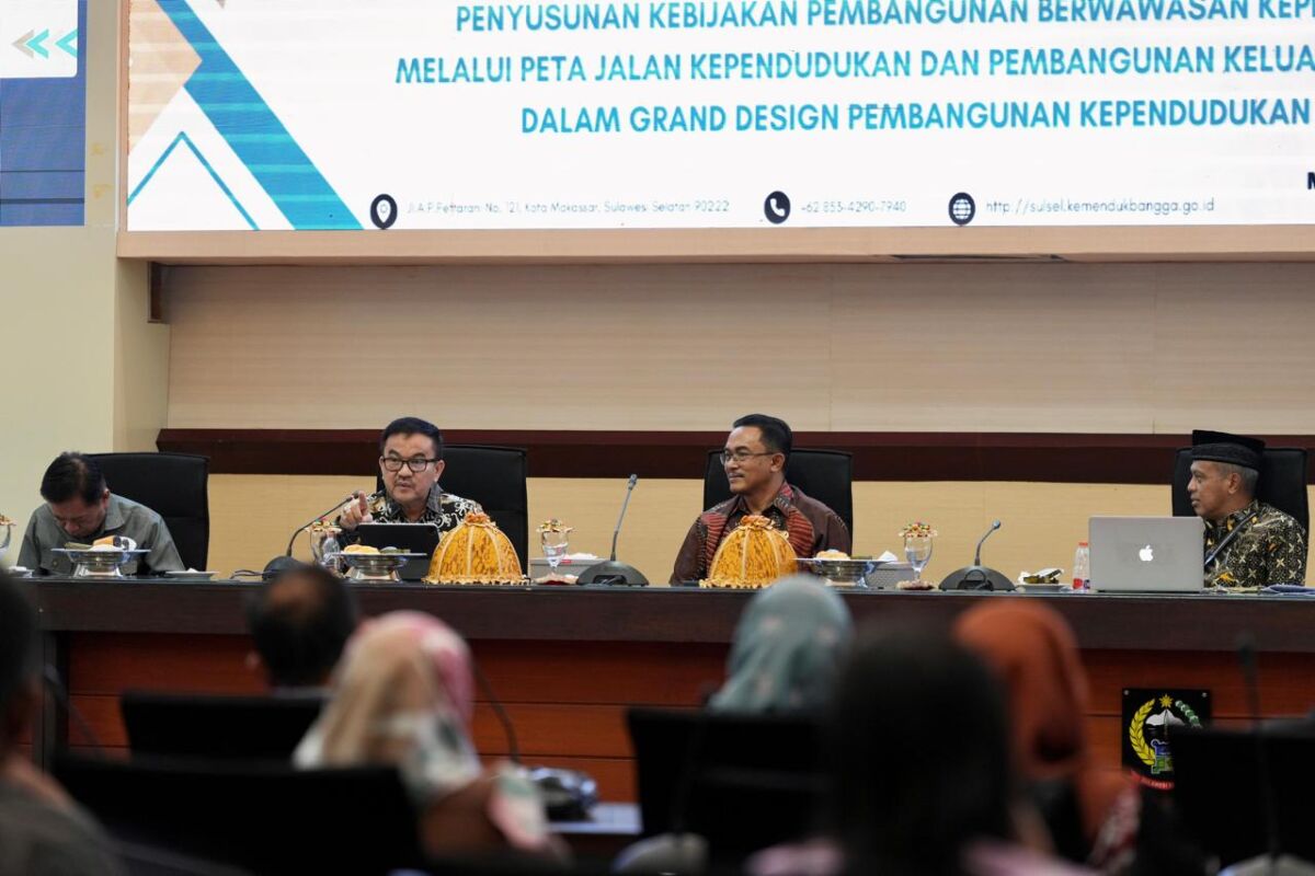 Kemendukbangga/BKKBN Fasilitasi Pendampingan Kabupaten/Kota di Sulsel Susun GDPK