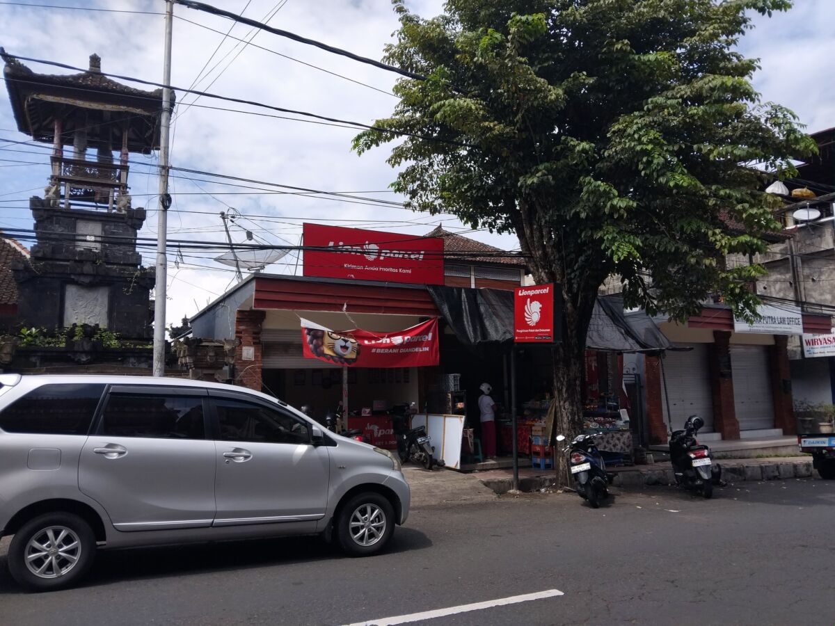 Lion Parcel Karangasem: Solusi Cepat & Terpercaya untuk Pengiriman di Bali Timur