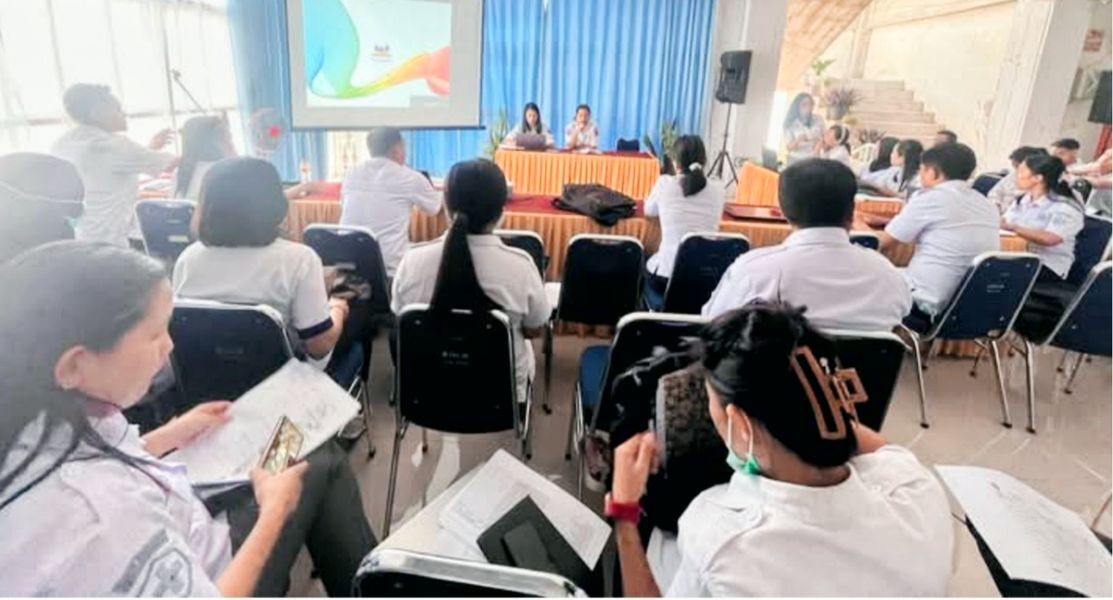 RAKOR -- Dinas Kesehatan Tana Toraja menggelar rapat koordinasi (Rakor) pengusulan alat kesehatan (Alkes) Shopi dan Inplus Program Kementrian Kesehatan di Aula Dinkes Pemkab Tator. 
