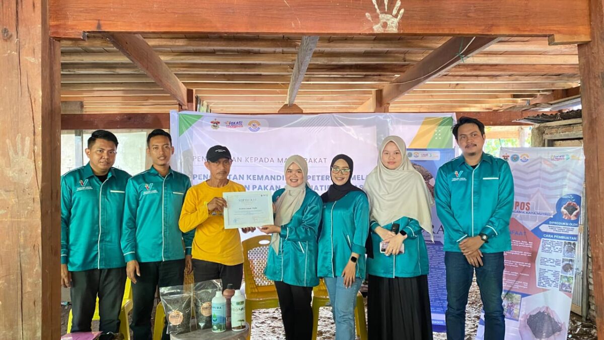 Program Studi Teknologi Pakan Ternak melaksanakan kegiatan Pengabdian Kepada Masyarakat (PKM) di Desa Mattirowalie, Kecamatan Tanete Riaja, Kabupaten Barru.